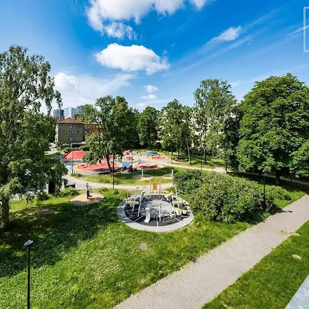 Apartment Cozy Renovated 1-bedroom In *
