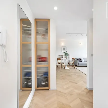 Cozy Renovated 1-bedroom In