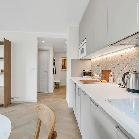 Cozy Renovated 1-bedroom In Reval