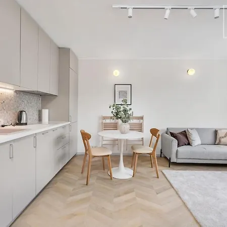 Apartment Cozy Renovated 1-bedroom In